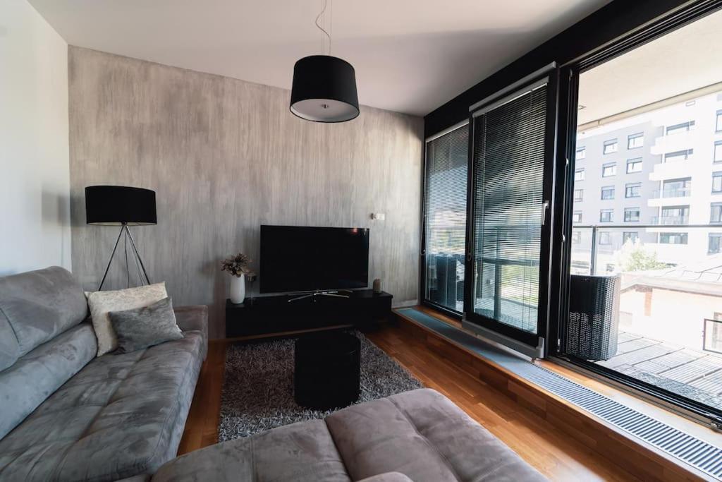 Prague Marina River View Apartment Close To City Centre Free Parking Exterior foto